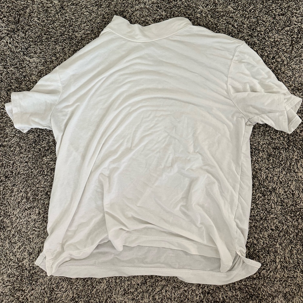 White American Eagle Soft and Sexy tee ~ Size XS